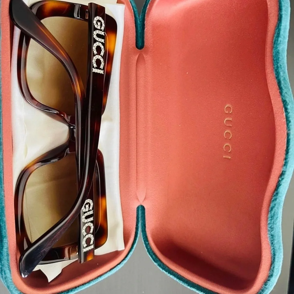 Gucci GG0418S - oversized shades - Picture 8 of 8
